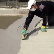 Cementitious waterproofing of swimming pools Hidroelastic
