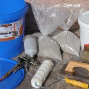 Cementitious waterproofing of swimming pools Hidroelastic