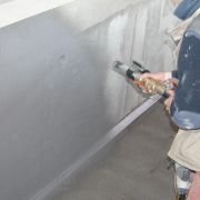Cementitious waterproofing of swimming pools Hidroelastic