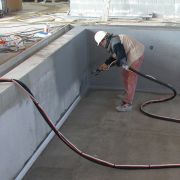 Cementitious waterproofing of swimming pools Hidroelastic
