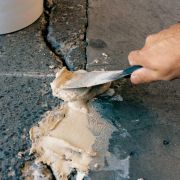 Mortar for concrete repair. Concrete and steel adhesion Epoxicol